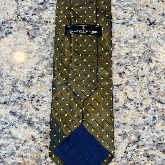 Ermenegildo Zegna Other - Ermenegildo Zegna 100% Silk Tie